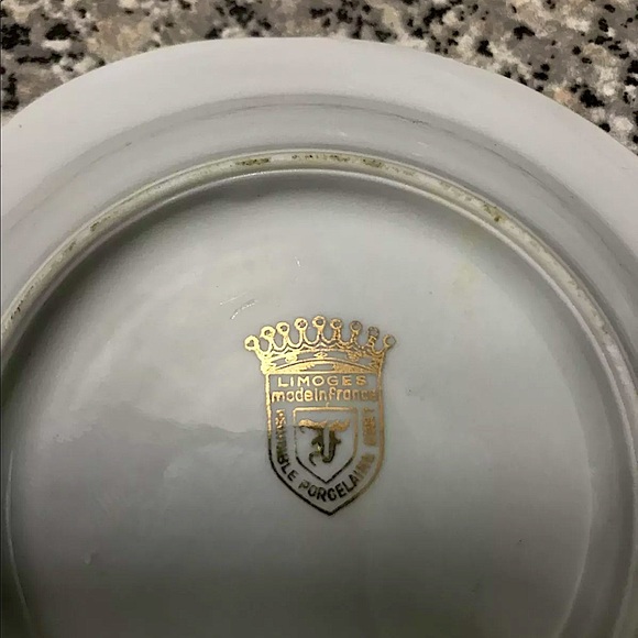 Vintage Limoges Paris Notre Dame Porcelain Ashtray ✨ - Picture 4 of 5
